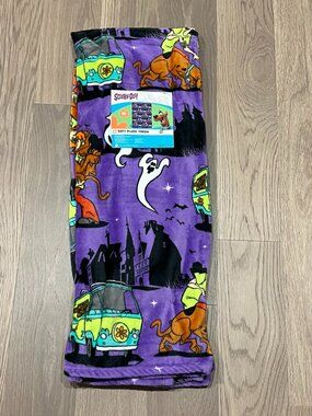Scooby-Doo Shaggy Mystery Machine Purple Plush Halloween Throw Blanket 50x70 NWT